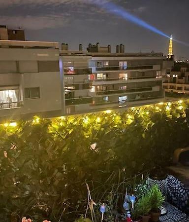 פריז Nice Loft With Romantic View Over The Eiffel Tower מראה חיצוני תמונה